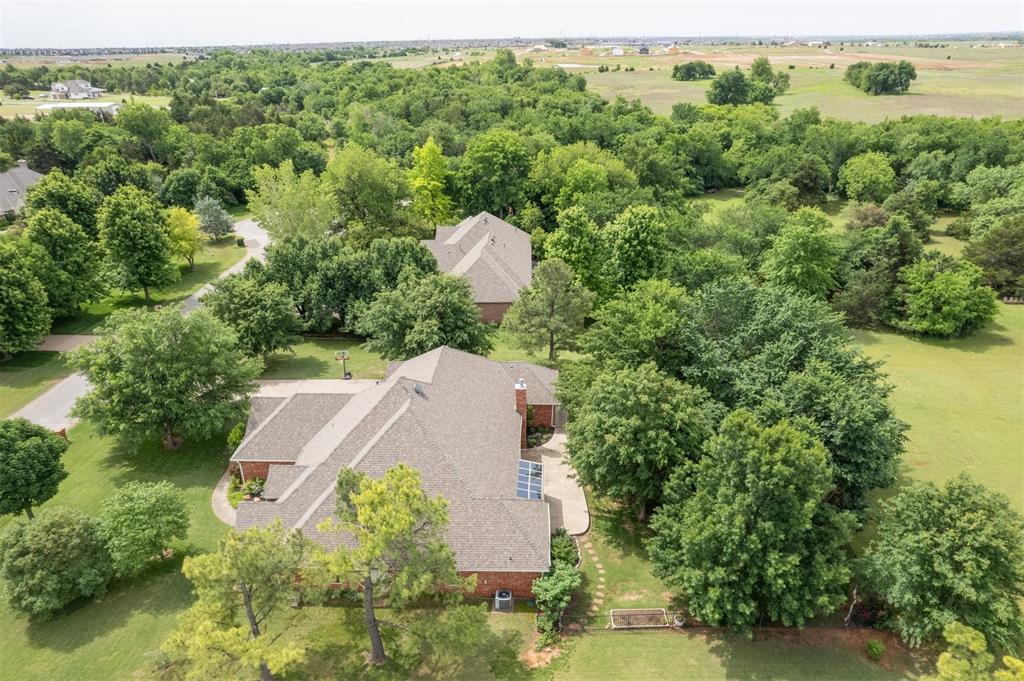 20455 Deer Hollow Drive