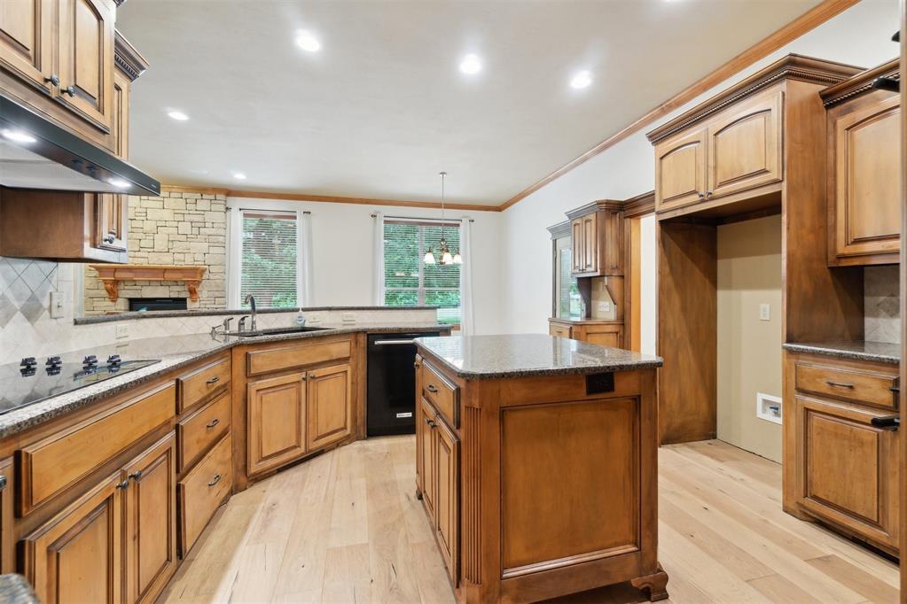 20455 Deer Hollow Drive