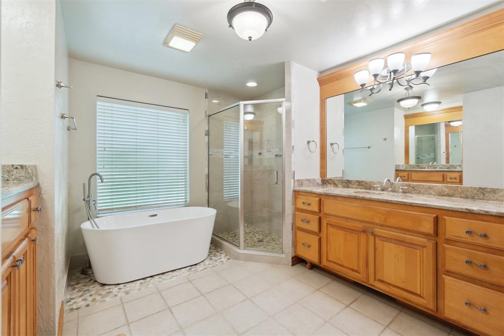 20455 Deer Hollow Drive