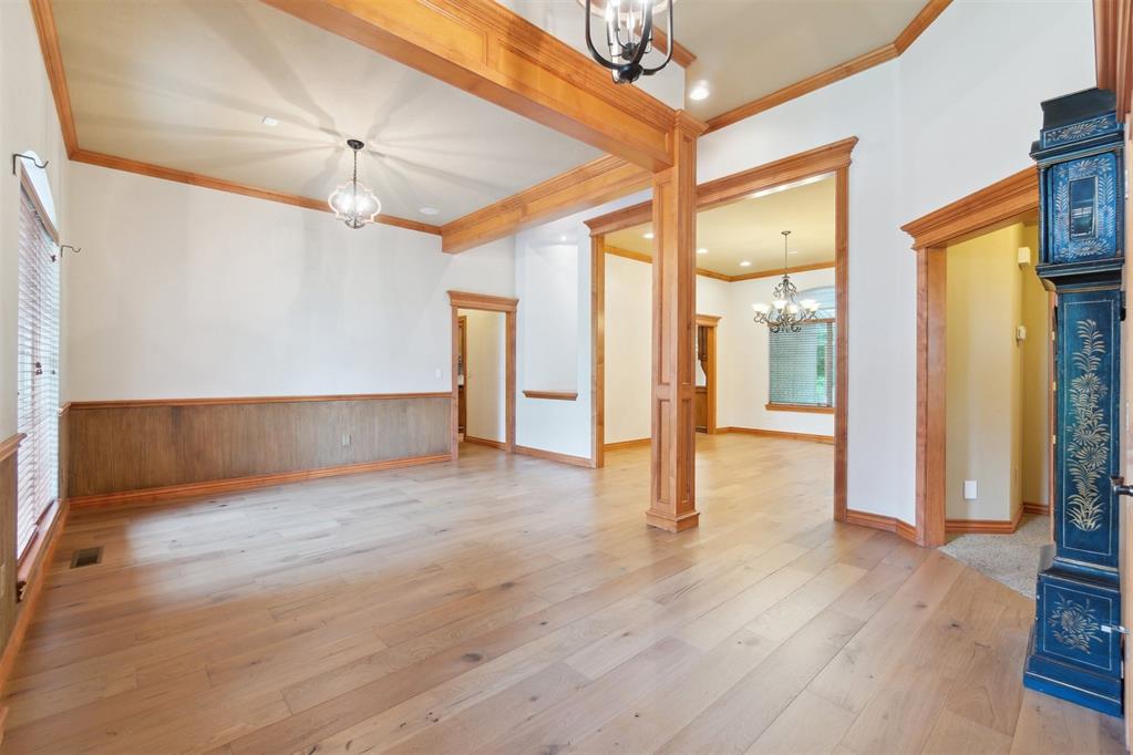 20455 Deer Hollow Drive