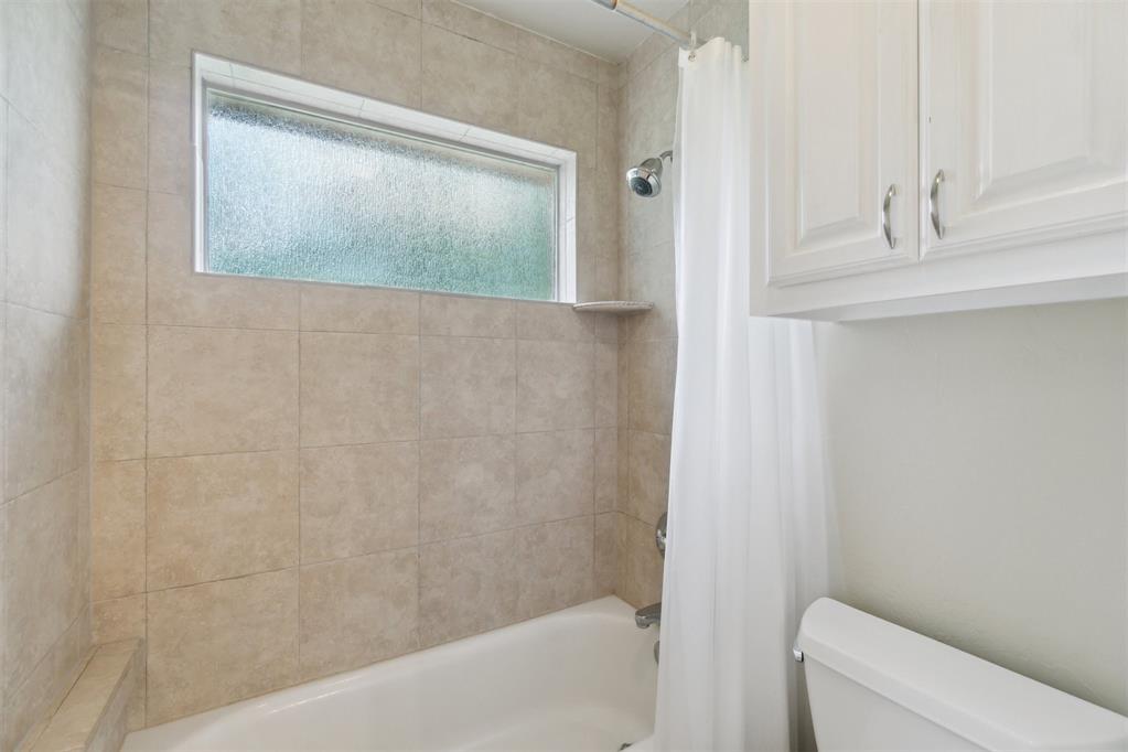 20455 Deer Hollow Drive