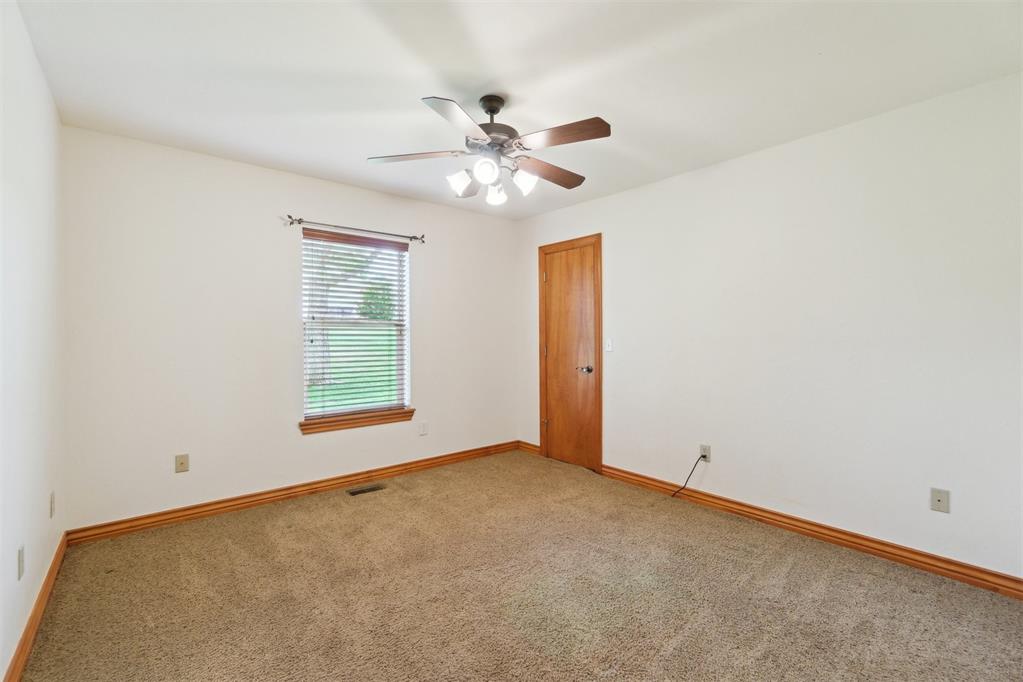 20455 Deer Hollow Drive