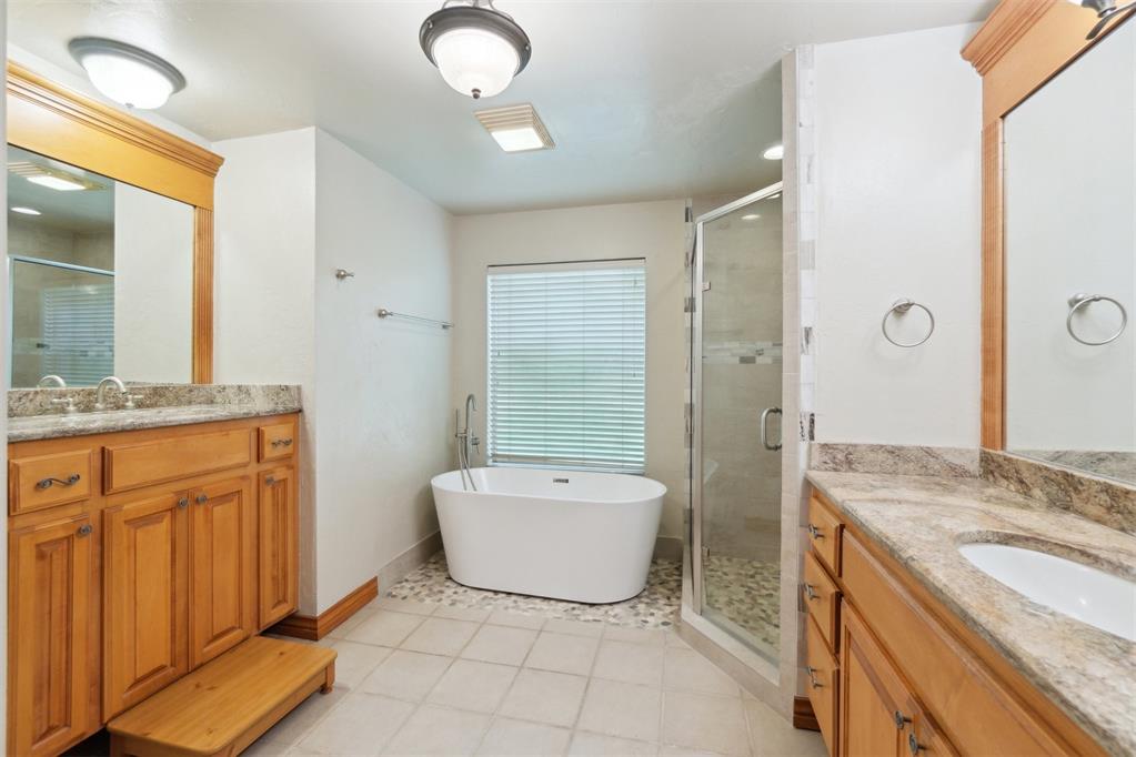 20455 Deer Hollow Drive