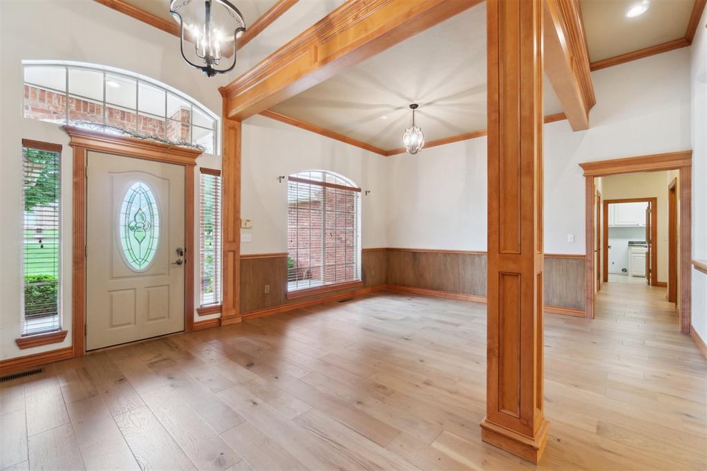 20455 Deer Hollow Drive