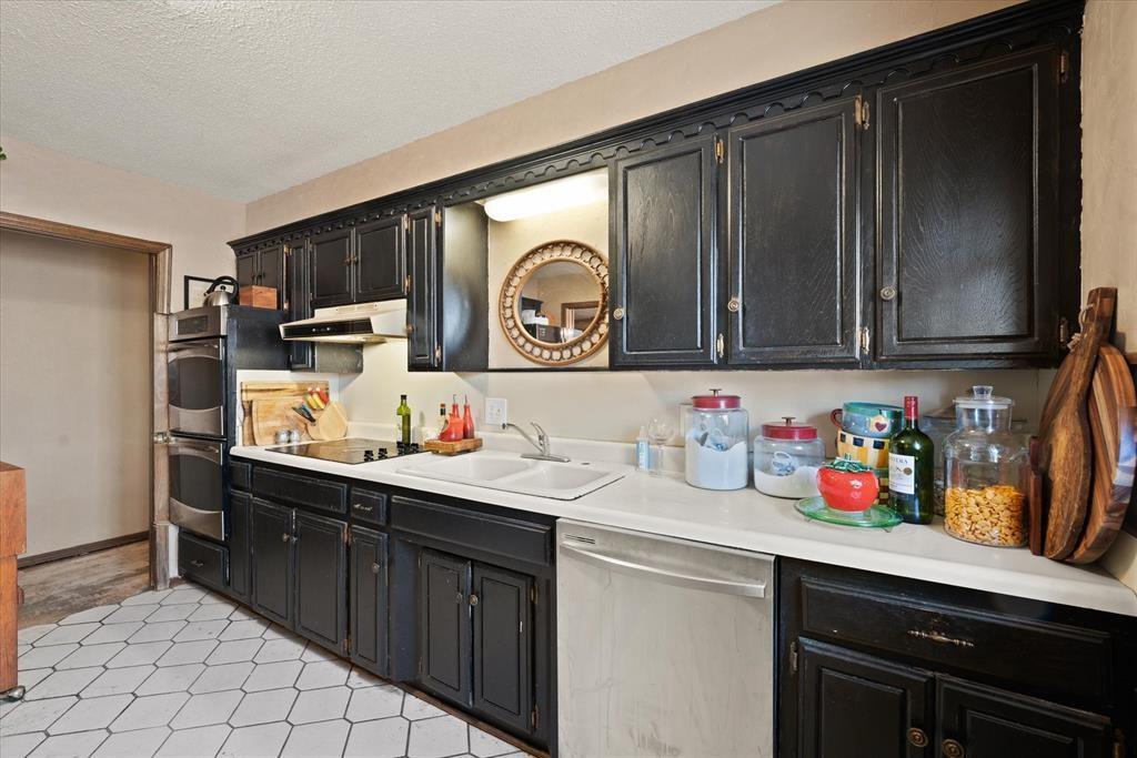 6326 NW 82nd Street