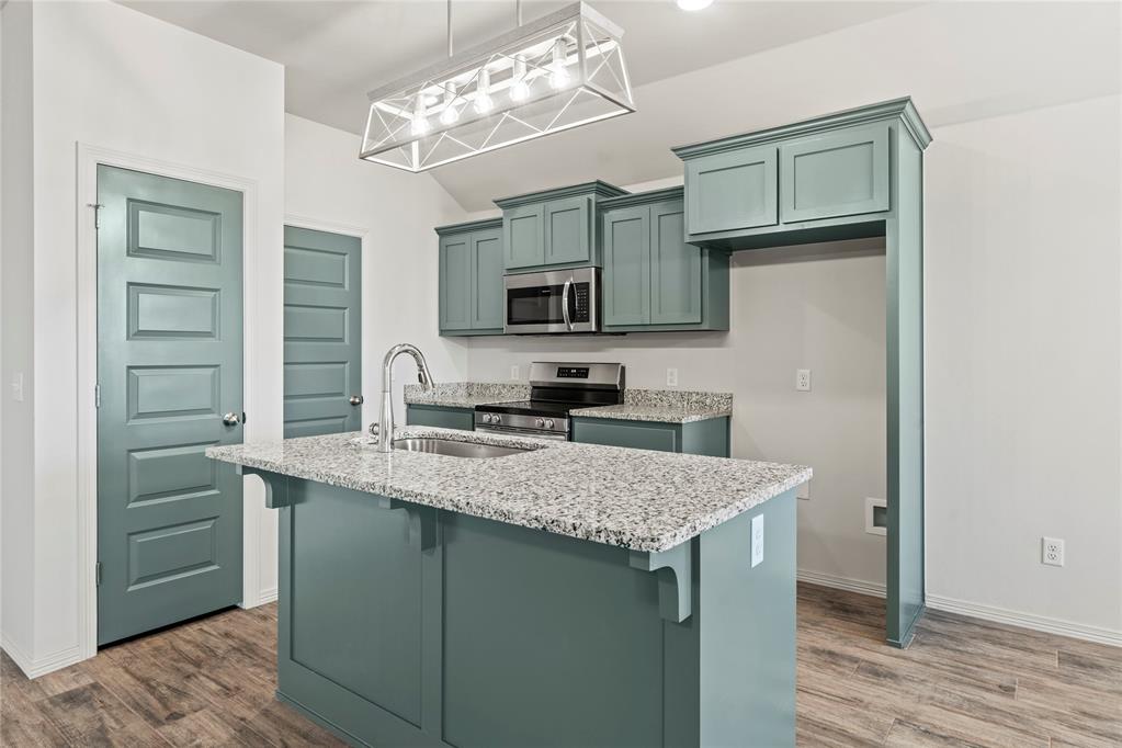 4645 Lincoln Landing