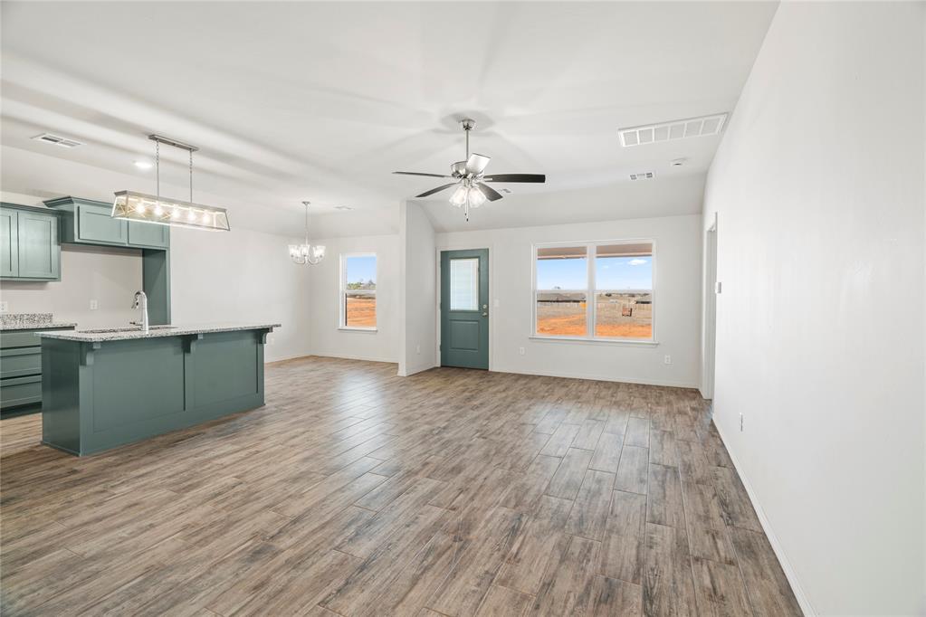 4645 Lincoln Landing