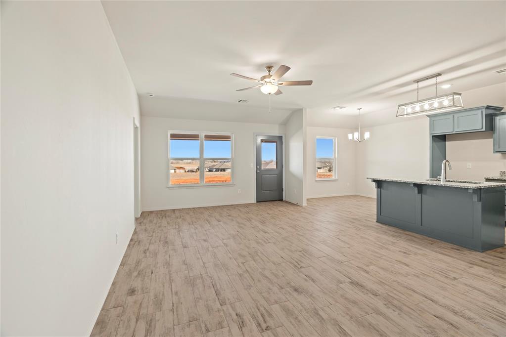 4669 Lincoln Landing