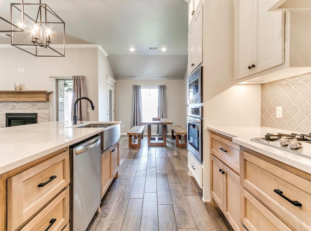 8401 Poplar Drive