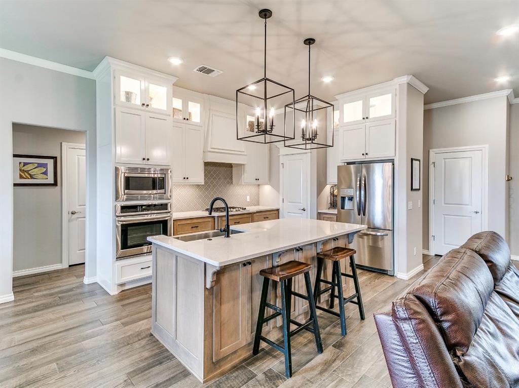 8401 Poplar Drive