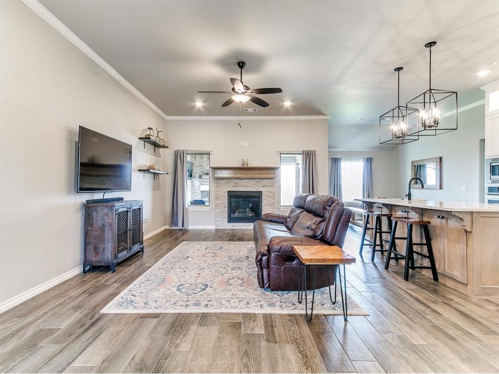 8401 Poplar Drive