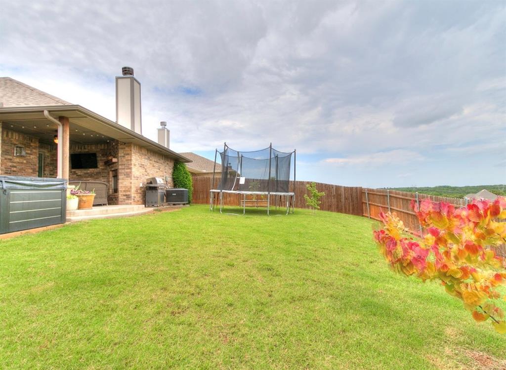 8401 Poplar Drive