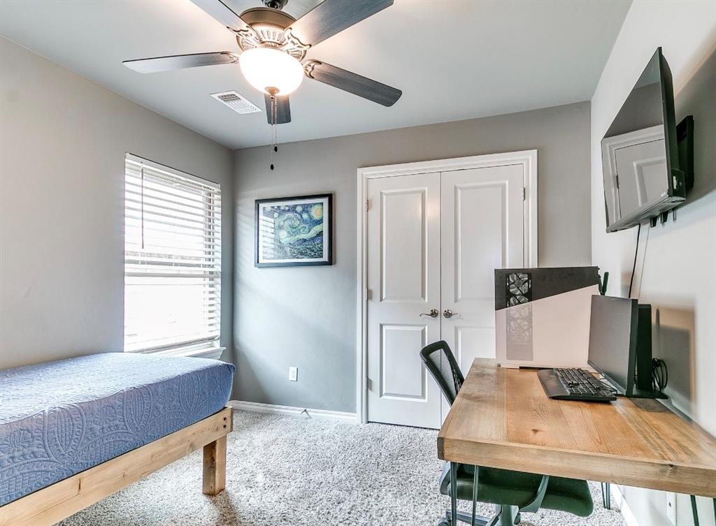 8401 Poplar Drive