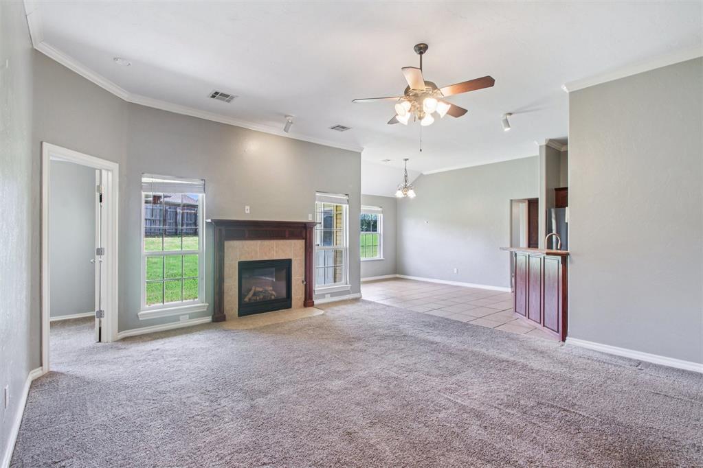 4605 Mackenzie Drive