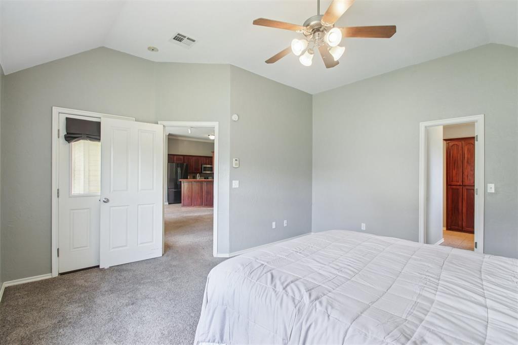 4605 Mackenzie Drive