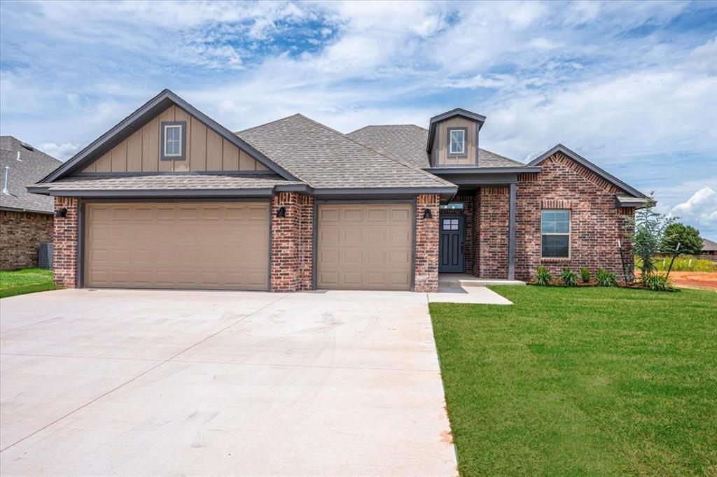 2013 W Crossbow Way