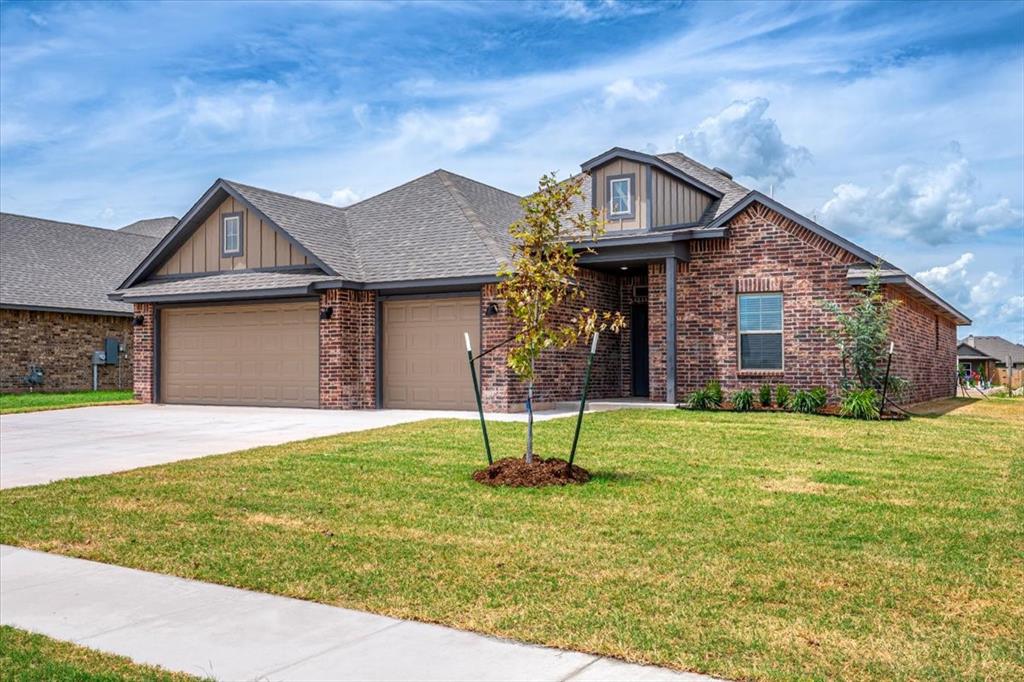 2013 W Crossbow Way