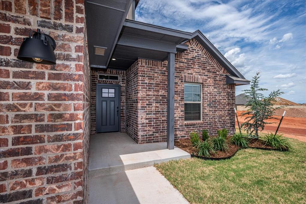 2013 W Crossbow Way