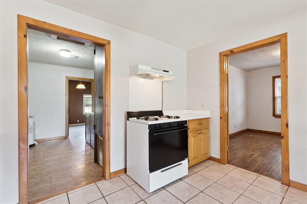 5925 NW 28th Street