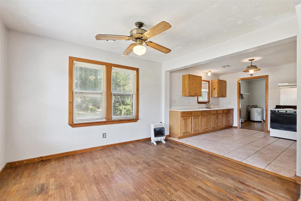 5925 NW 28th Street