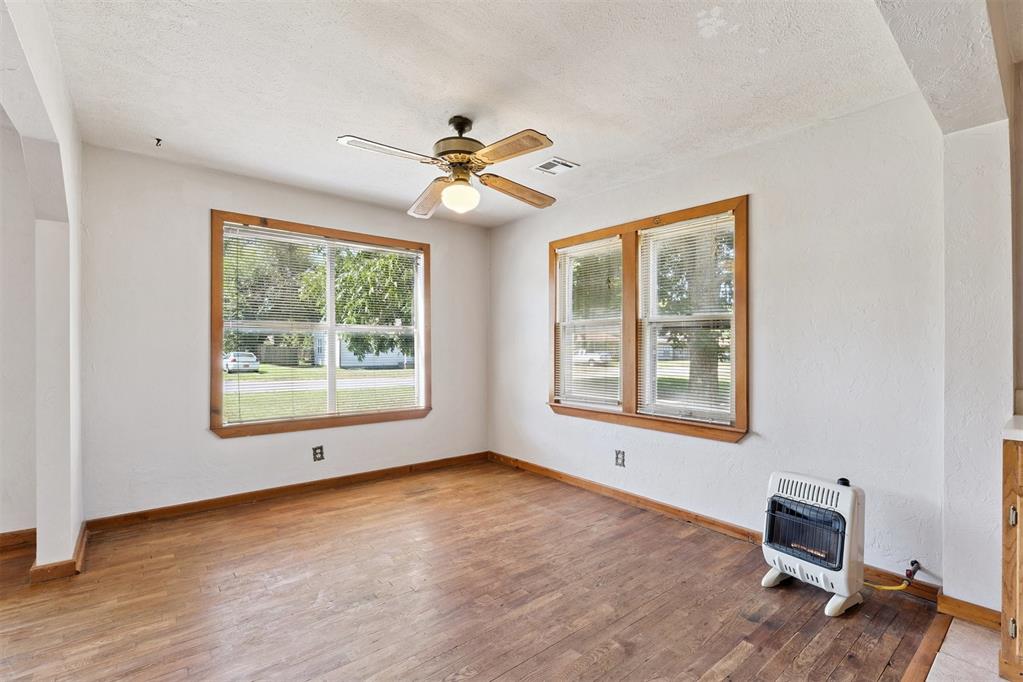 5925 NW 28th Street