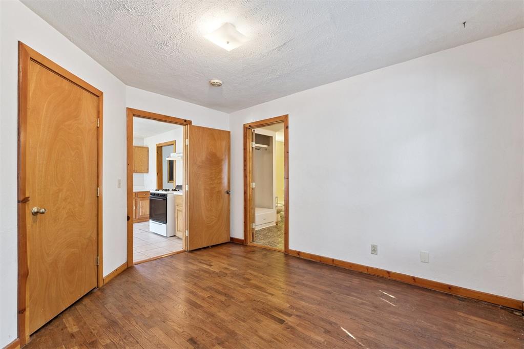 5925 NW 28th Street