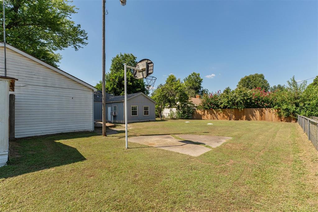 5925 NW 28th Street