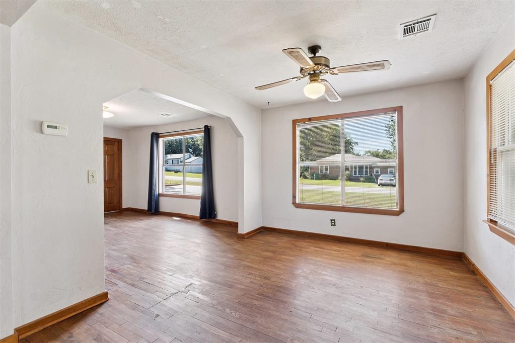 5925 NW 28th Street