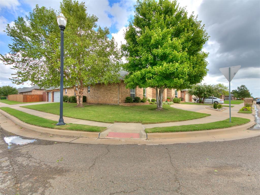 325 SW 173rd Street