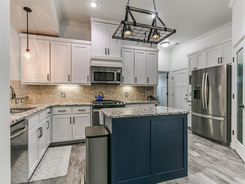 325 SW 173rd Street