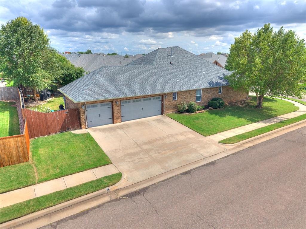 325 SW 173rd Street
