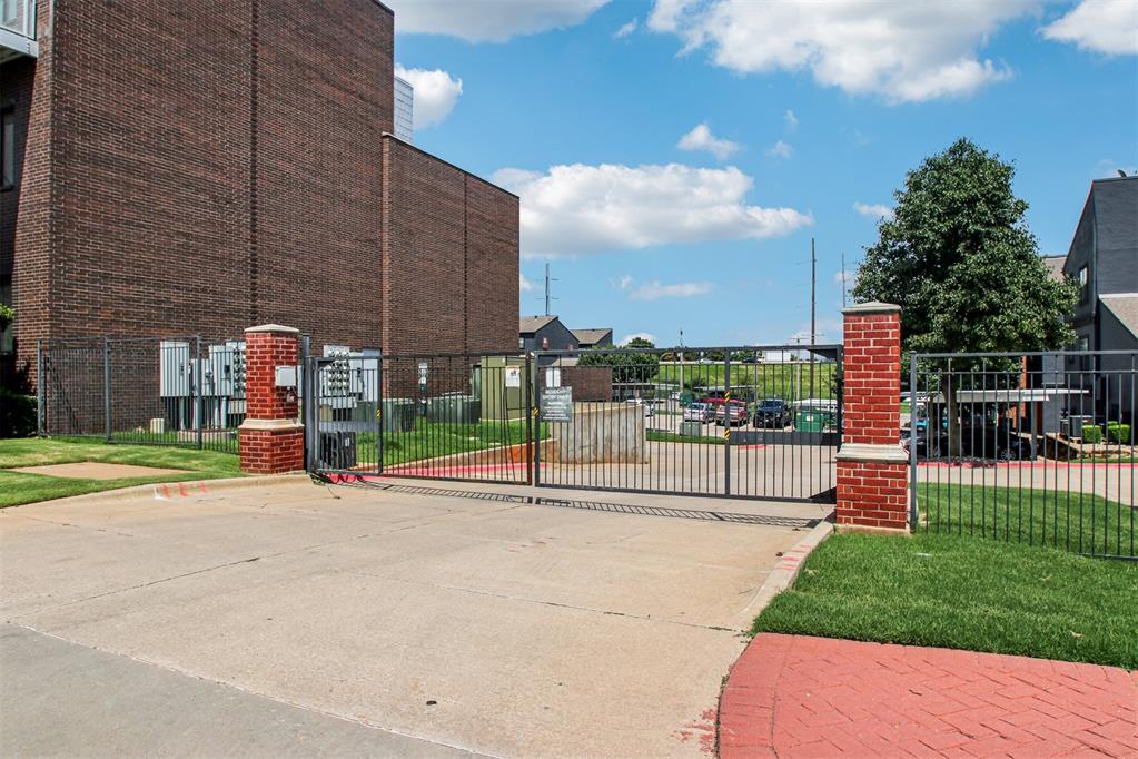 444 N Central Avenue Unit: 204