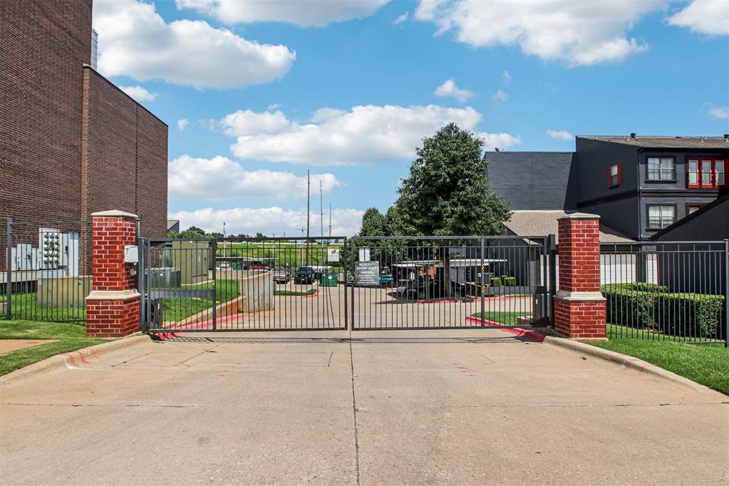 444 N Central Avenue Unit: 204