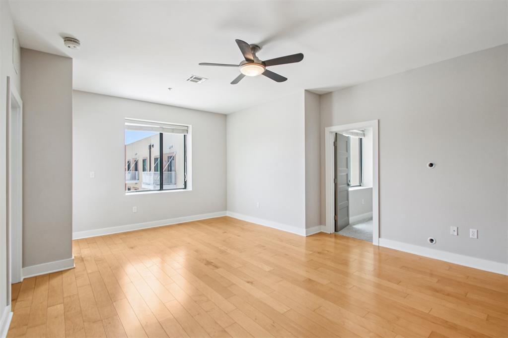444 N Central Avenue Unit: 204