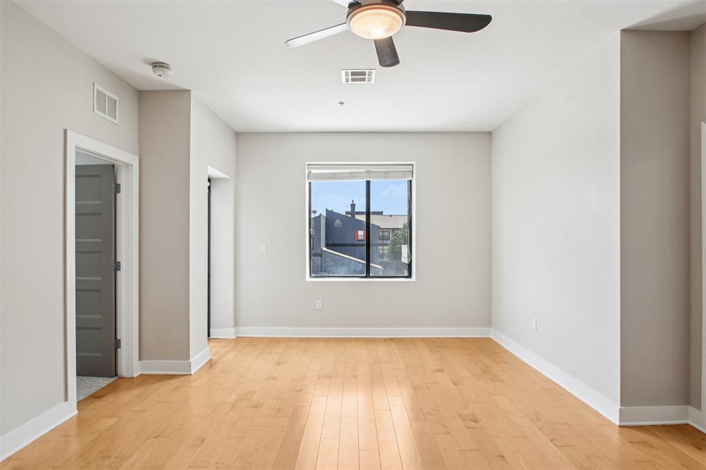 444 N Central Avenue Unit: 204