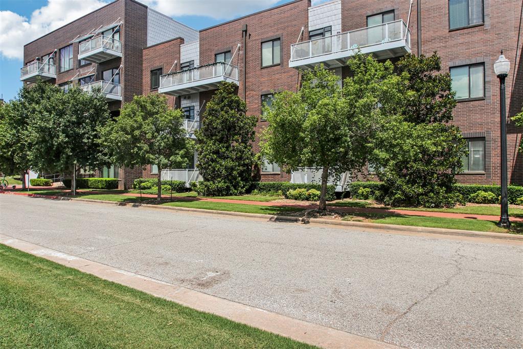 444 N Central Avenue Unit: 204
