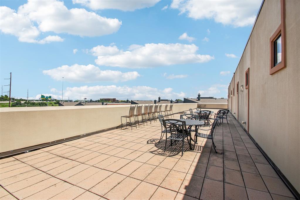 444 N Central Avenue Unit: 204
