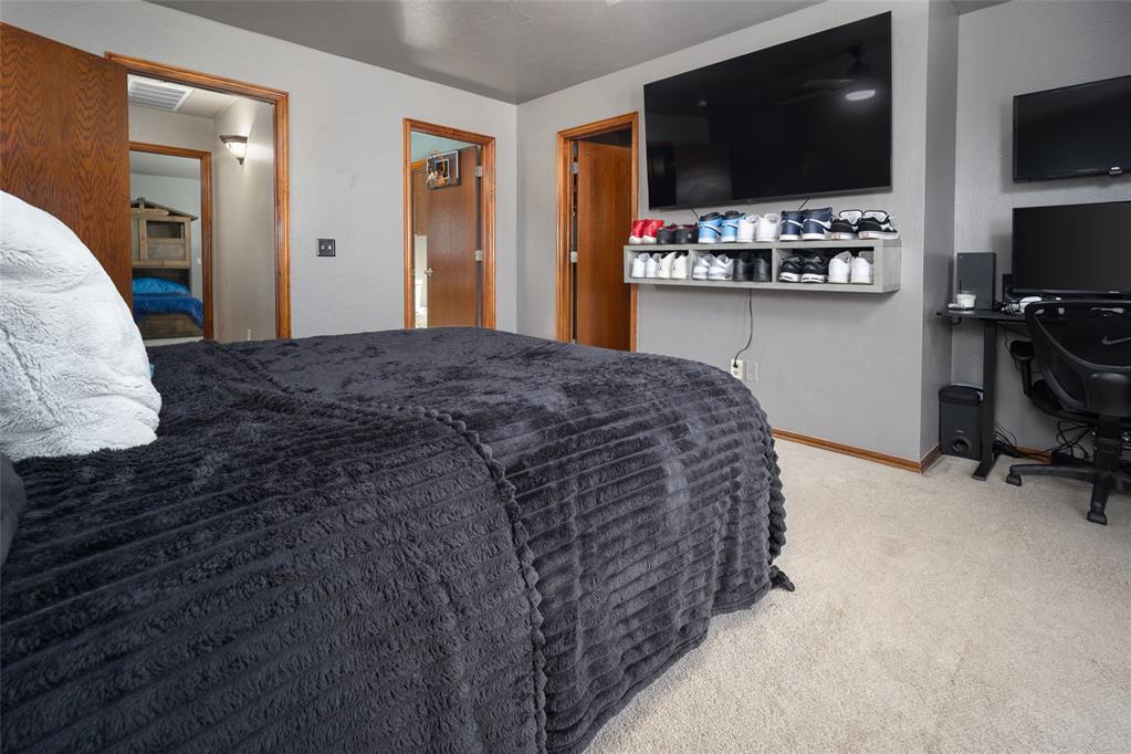 1200 NW 187th Circle