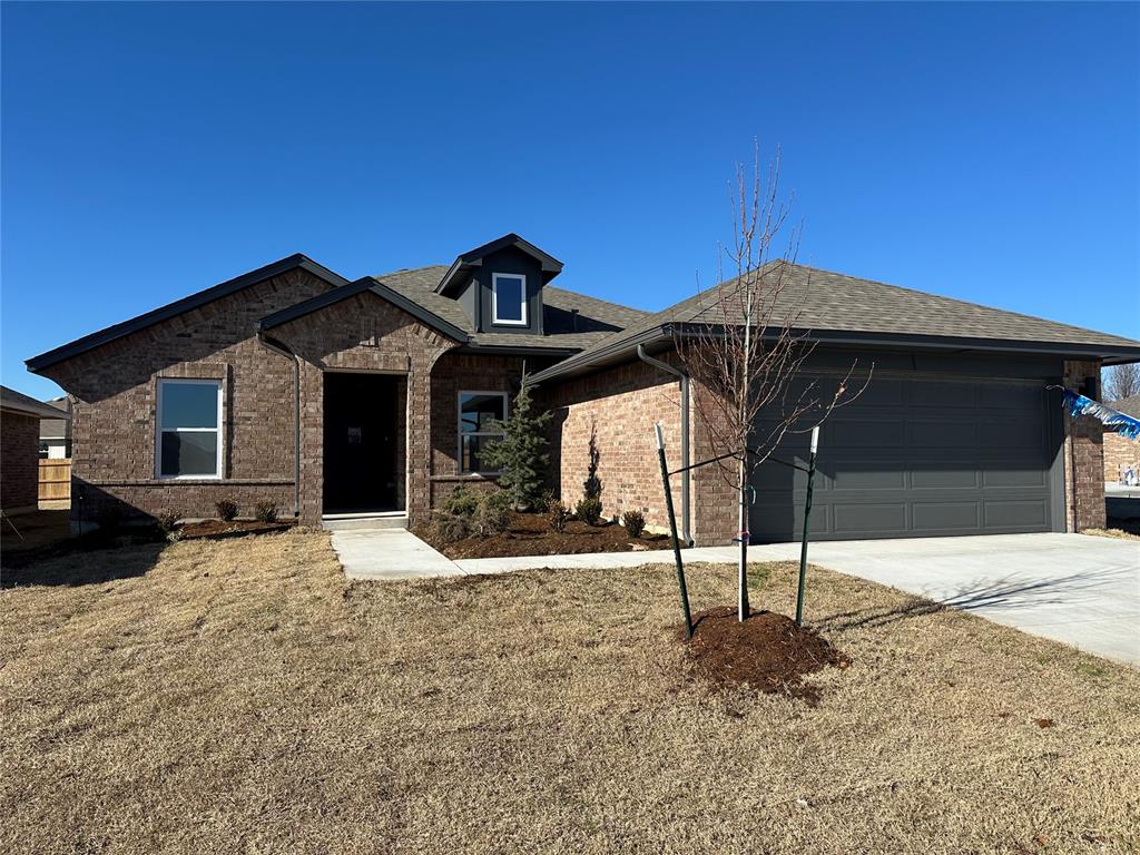 1009 Redwood Creek Drive