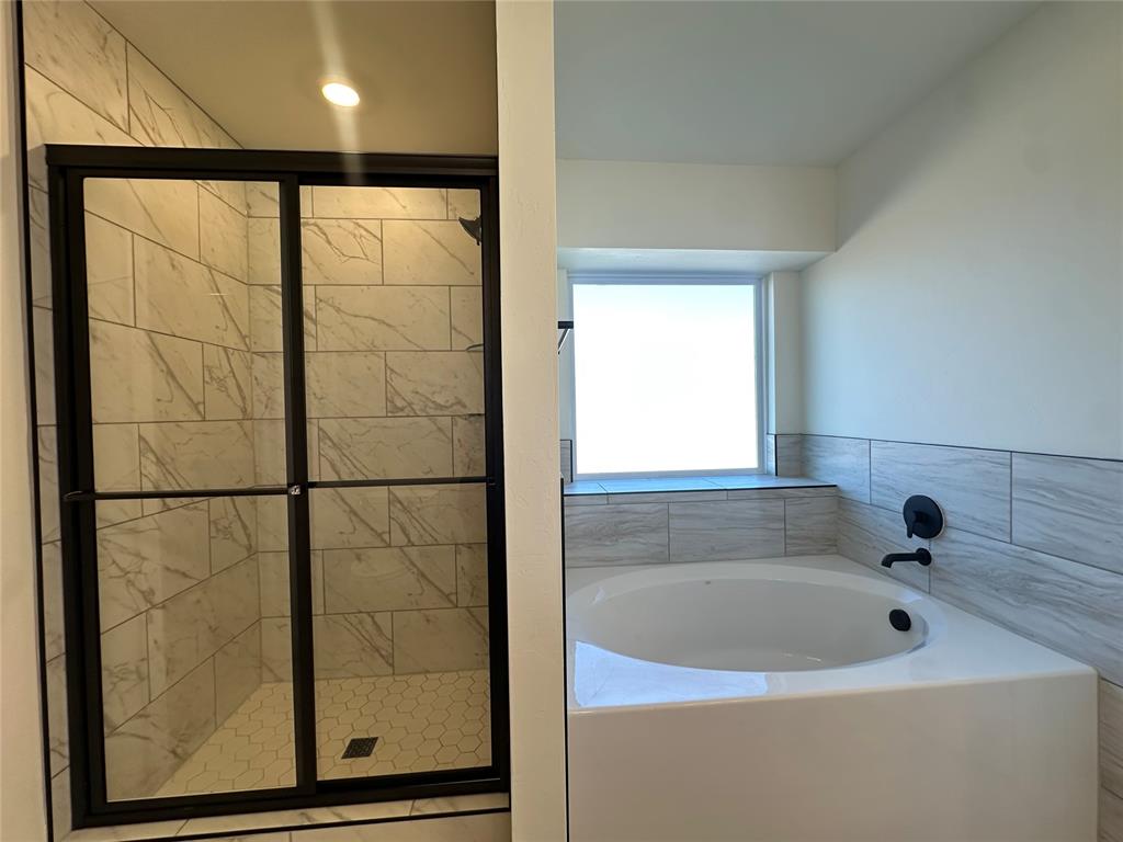 1009 Redwood Creek Drive