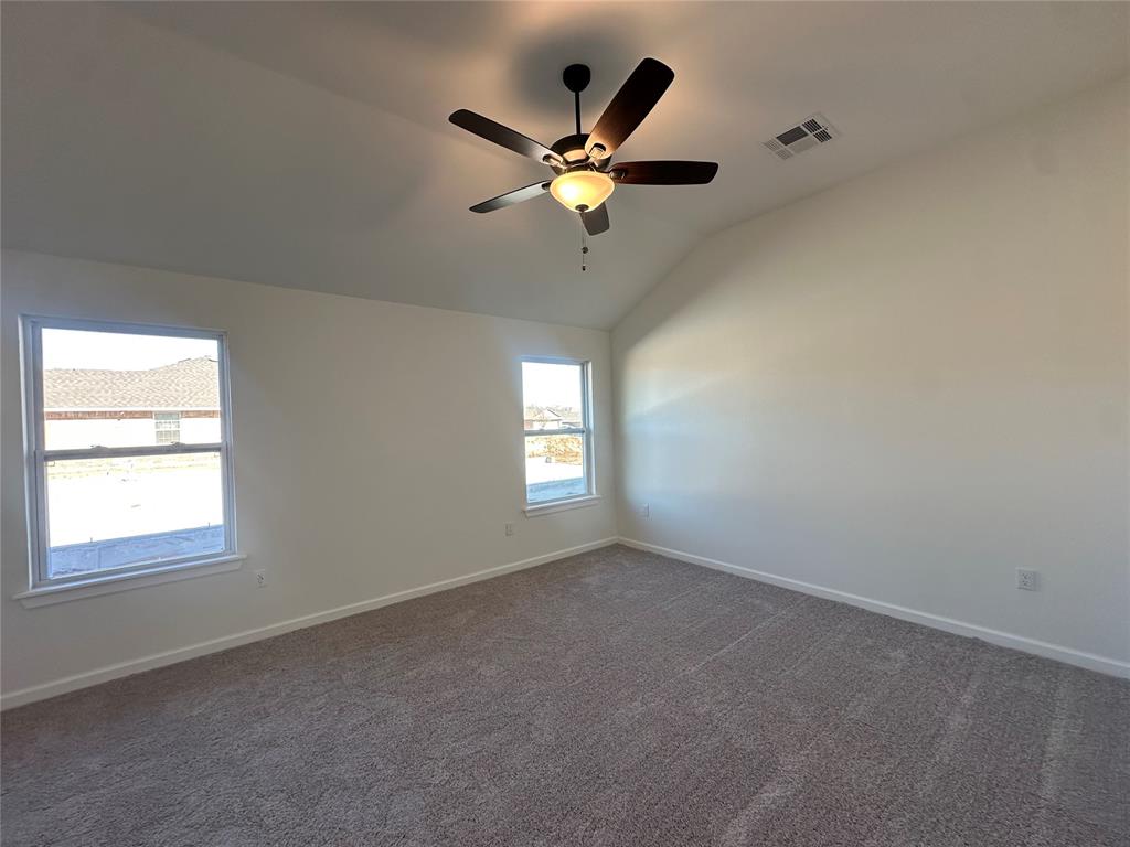 1009 Redwood Creek Drive