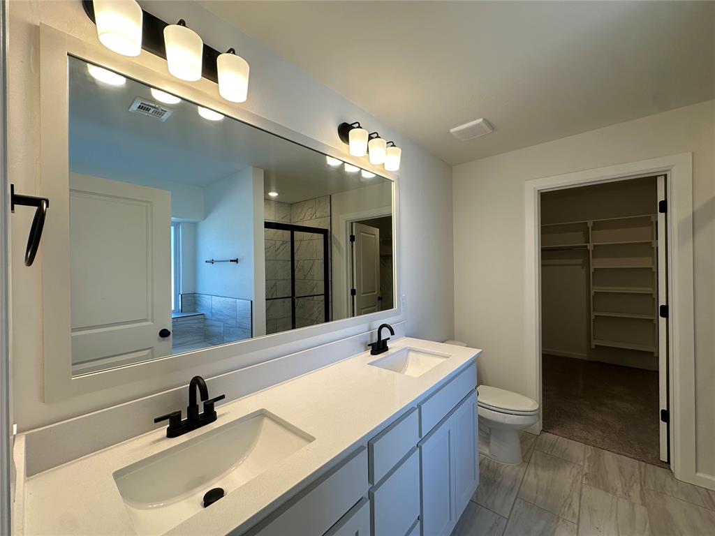 1009 Redwood Creek Drive