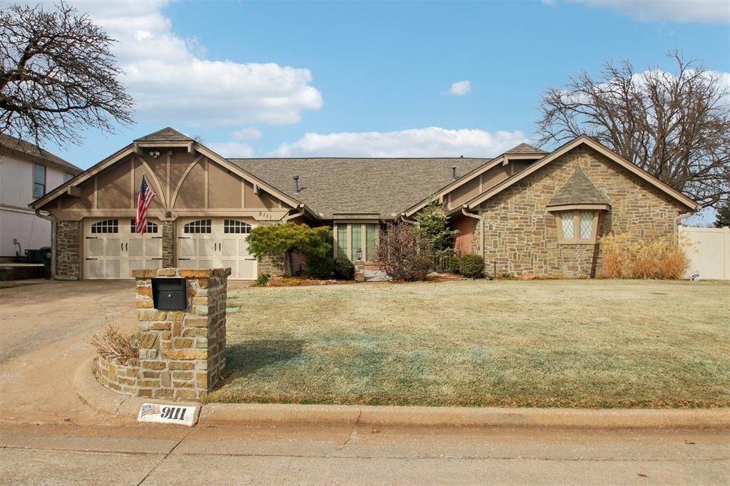 9111 Oak Hollow Drive