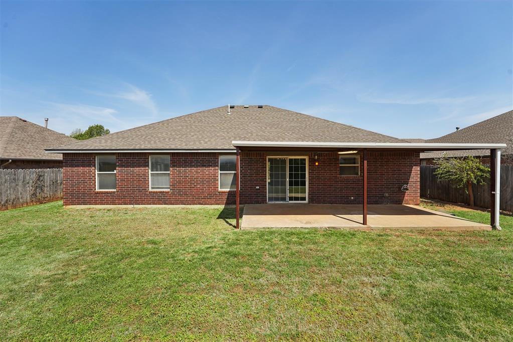 636 Hunters Way
