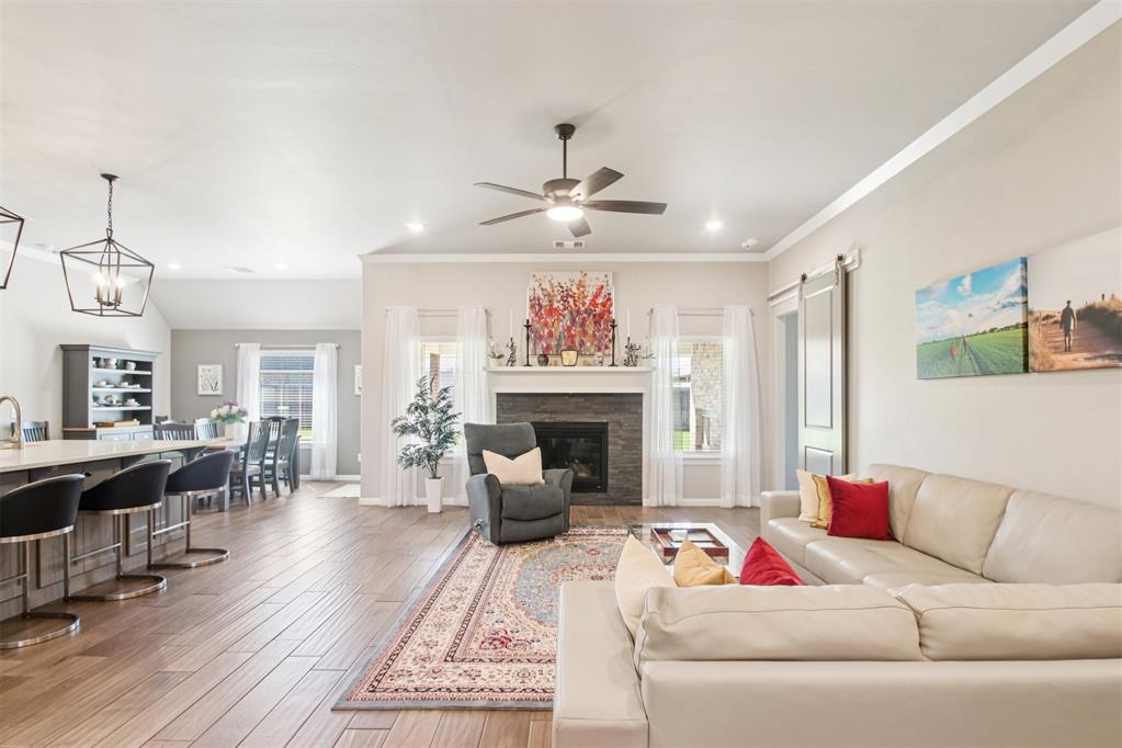 805 Bison Crossing Drive