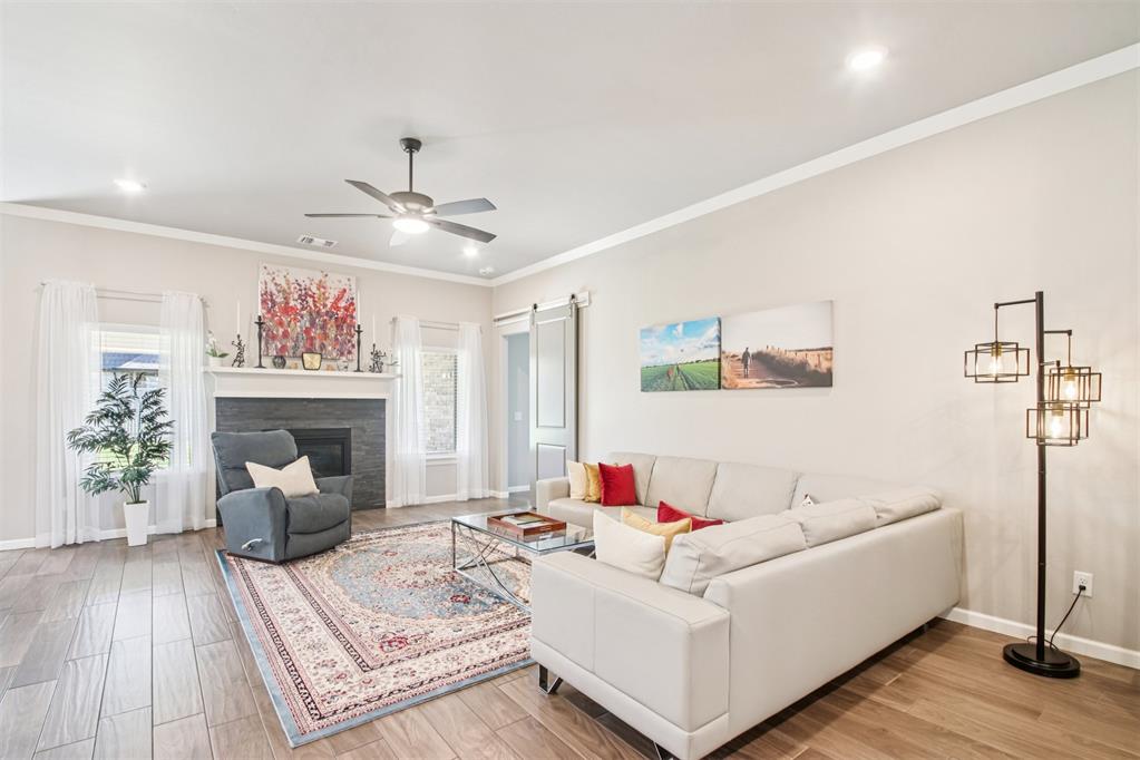 805 Bison Crossing Drive