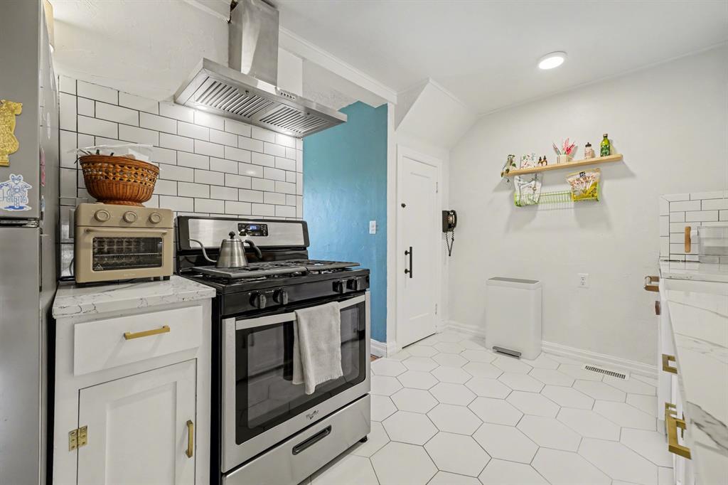 1928 NW 31st Street
