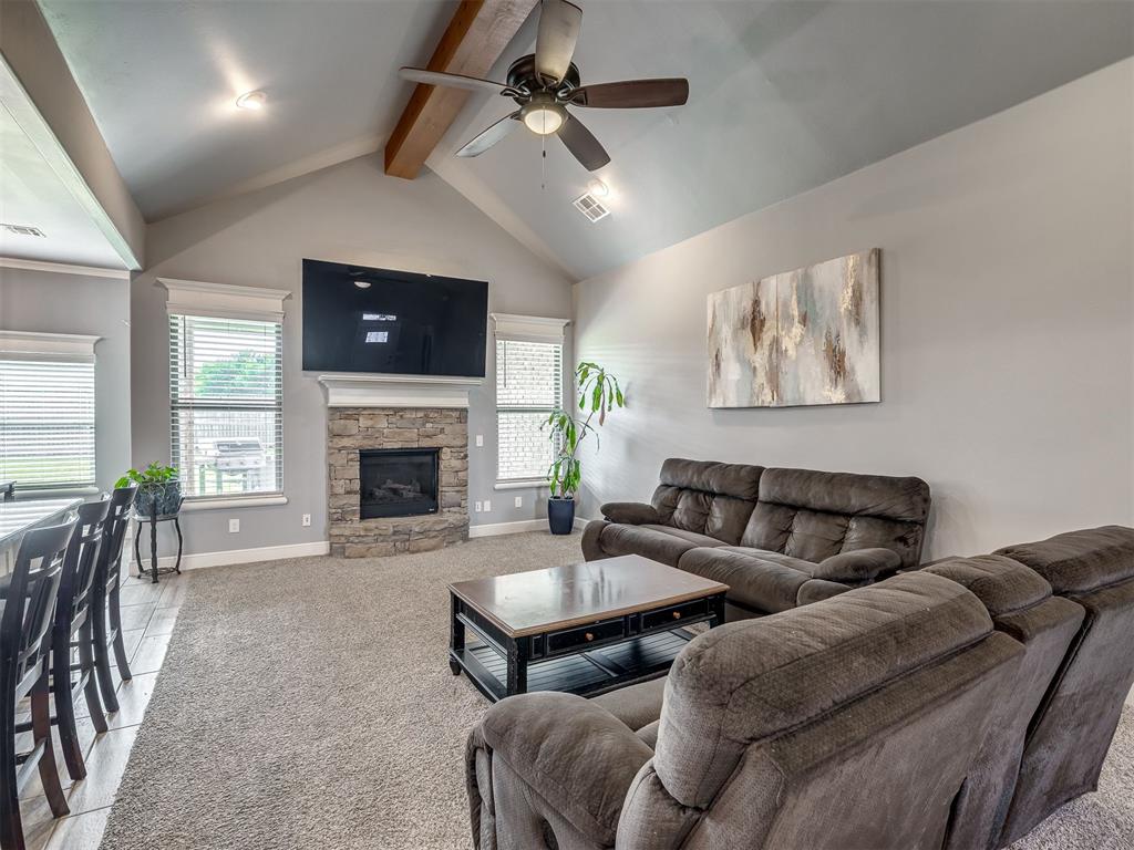2513 Wayne Cutt Avenue