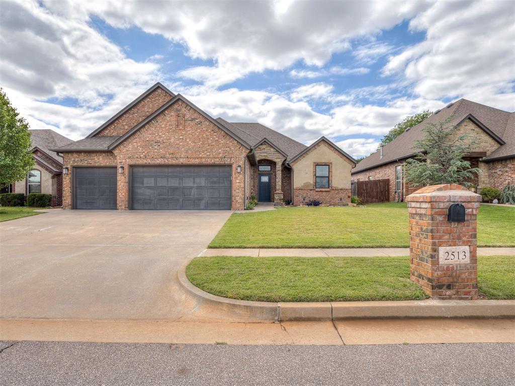 2513 Wayne Cutt Avenue
