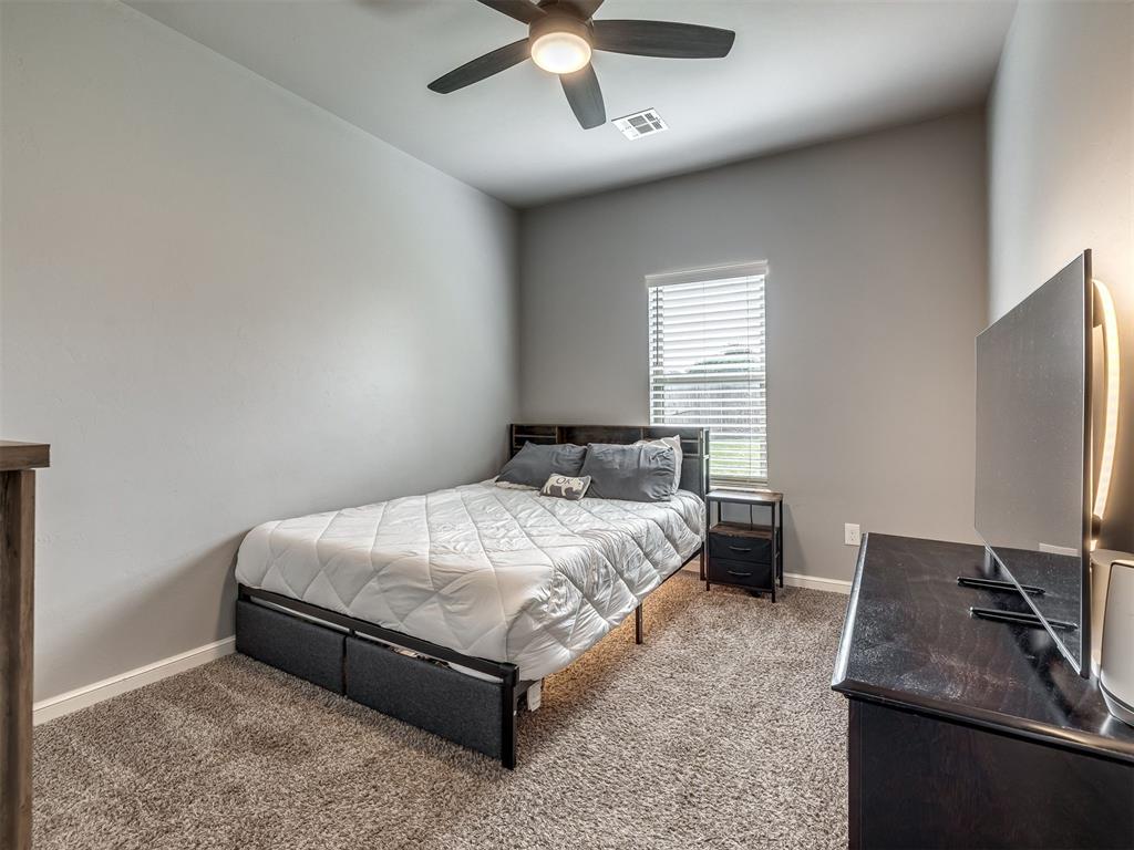 2513 Wayne Cutt Avenue